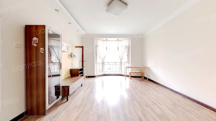 亲水美居二手房实景图