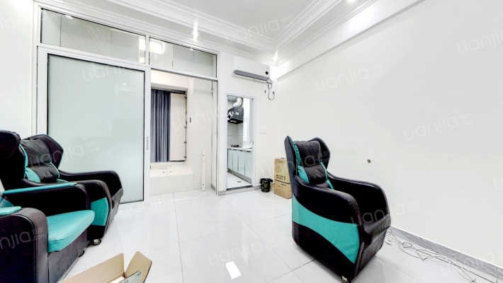 万贯国际贸易大平台二手房实景图