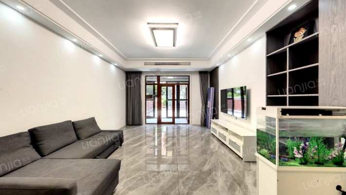 朗诗保利礼墅二手房实景图