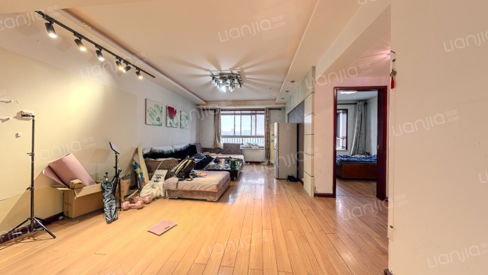 嘉福小区二手房实景图