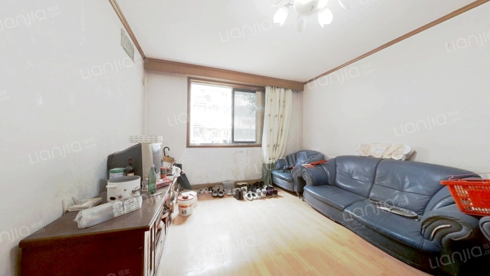 电子十所宿舍二手房实景图