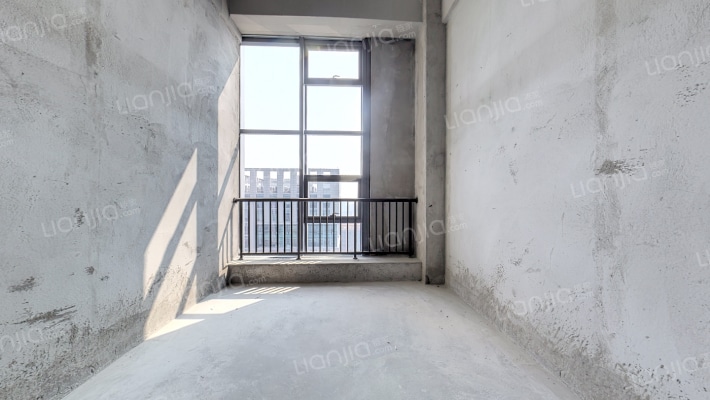 东钰银座二手房实景图