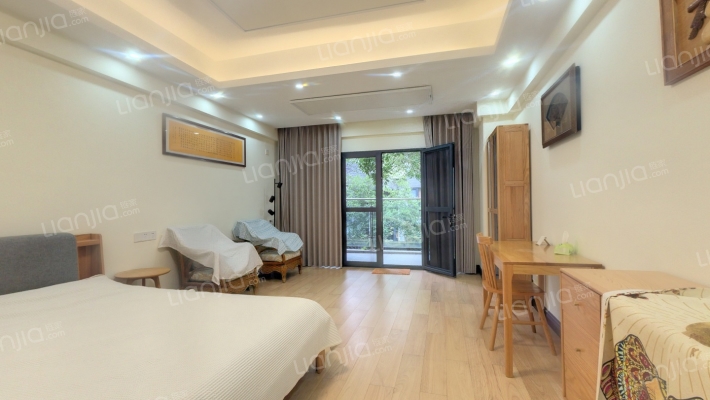 青城鉴山二手房实景图