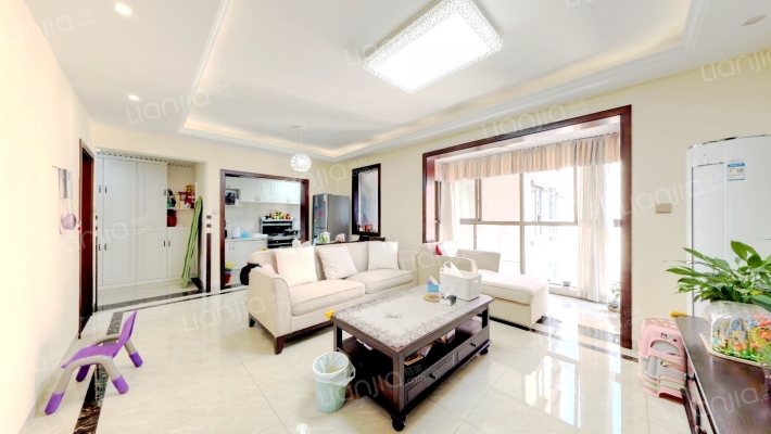 世茂城四期二手房实景图