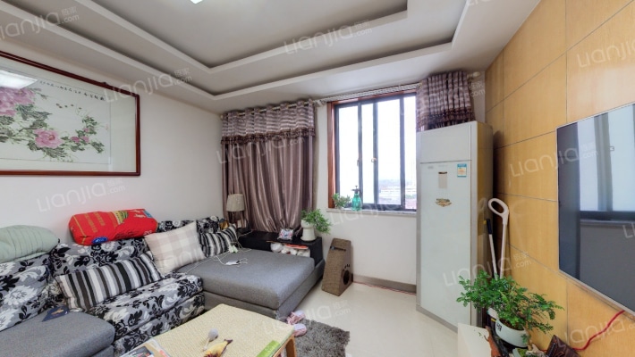 泾悦华庭二手房实景图