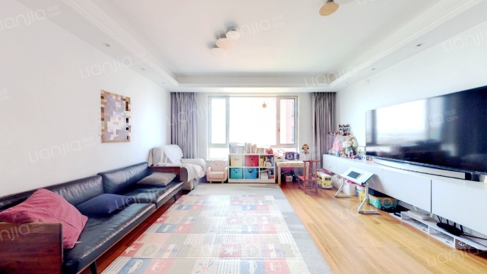 美岸名居二手房实景图