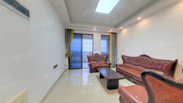 天翔华利苑二手房实景图