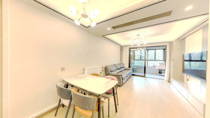 翡翠天际星际二手房实景图