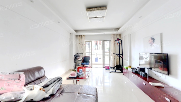 翡翠华庭二手房实景图