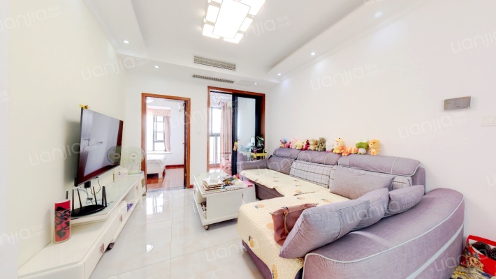 保利爱尚里尚美二手房实景图