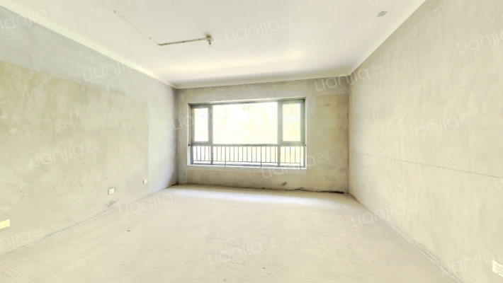 中力龙湾公馆二手房实景图