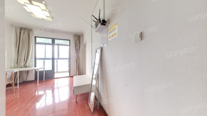 地铁鑫城二手房实景图