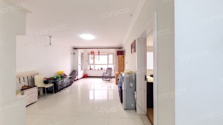 英伦小镇A区二手房实景图