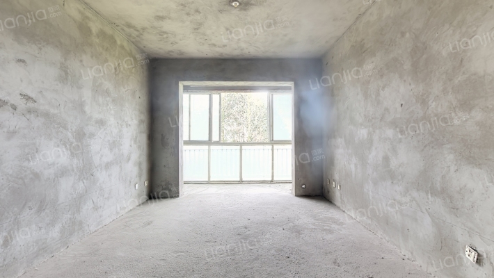 万都香山水岸二手房实景图