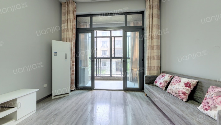 恒大溪山公馆二手房实景图