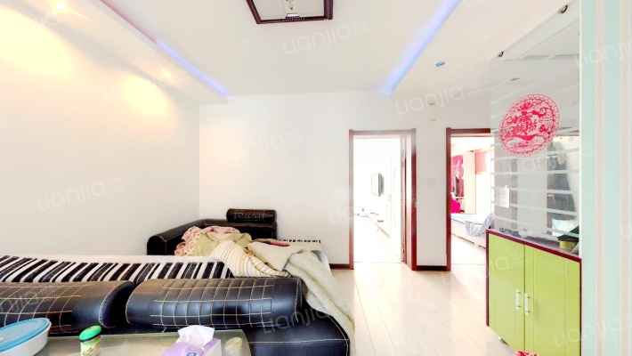 时尚雅居二手房实景图