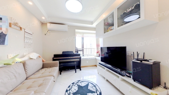 中环国际公寓(二期)二手房实景图