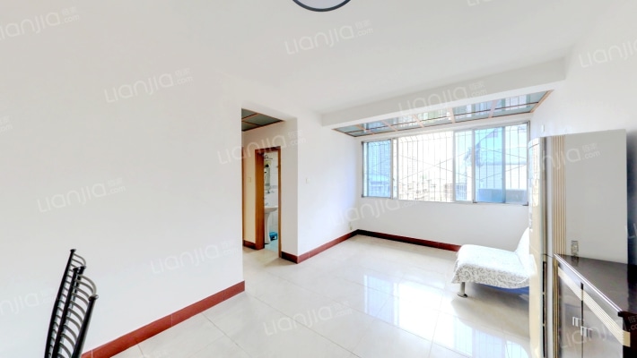 育苗路14号二手房实景图