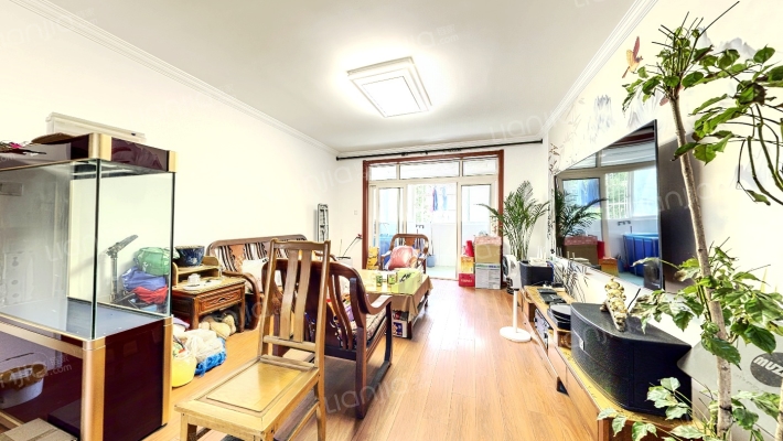 莲怡苑二手房实景图