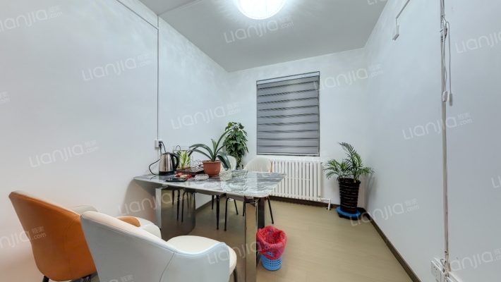 新中小区西院二手房实景图