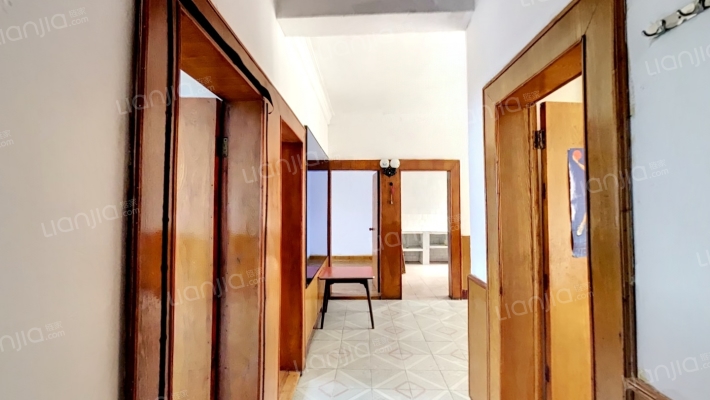 汽车南站宿舍二手房实景图