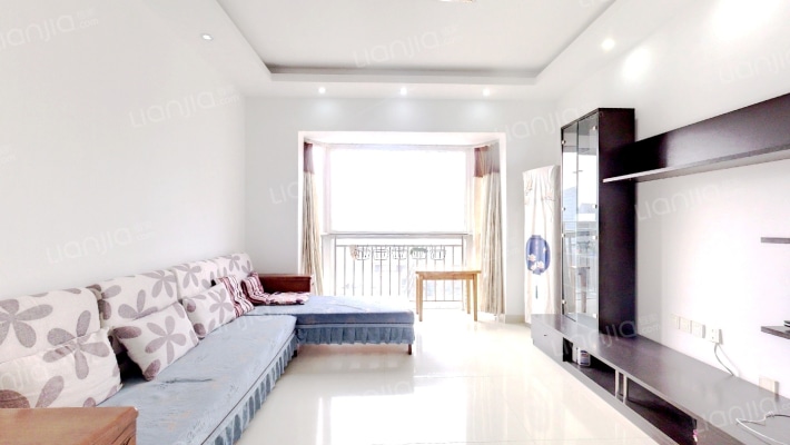 东润豪庭一期二手房实景图