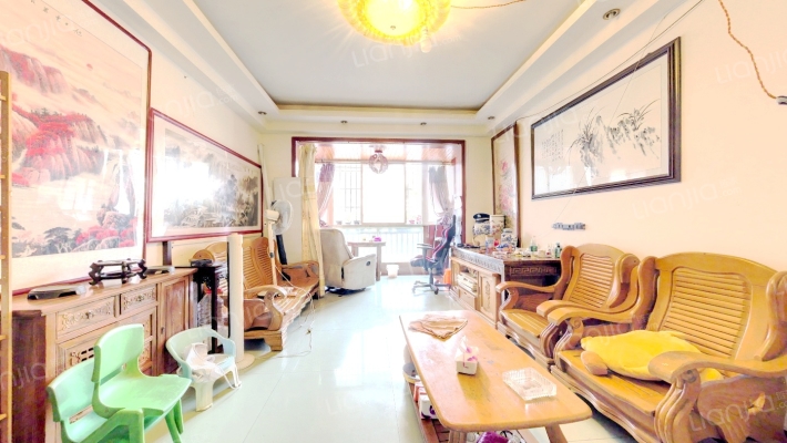 康桥水乡B区二手房实景图