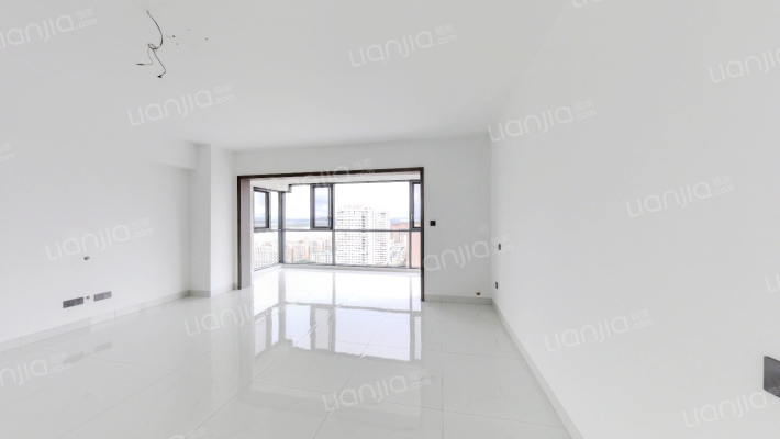 海悦华府二手房实景图