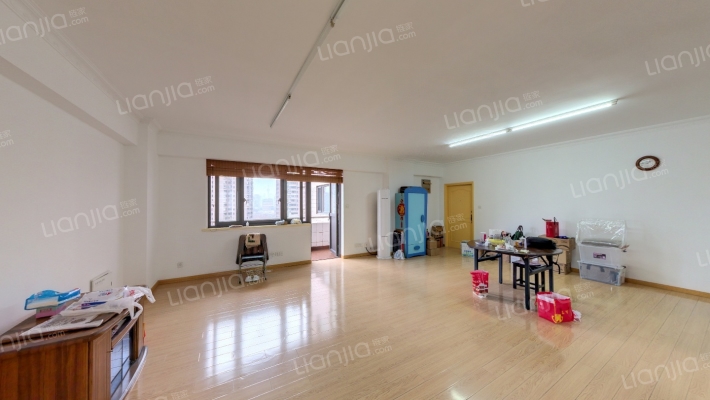 静安公寓二手房实景图