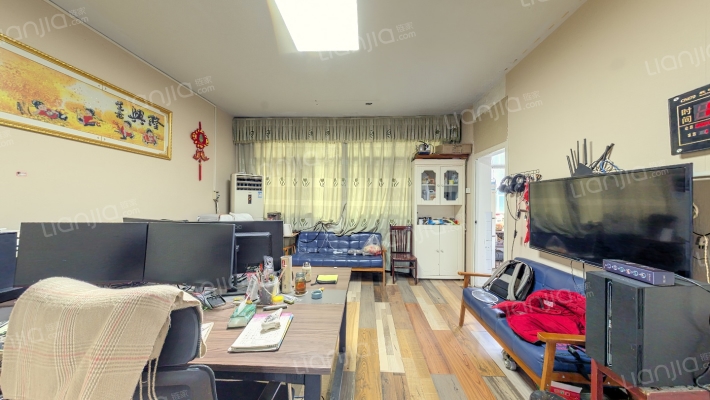 政法小区北院二手房实景图