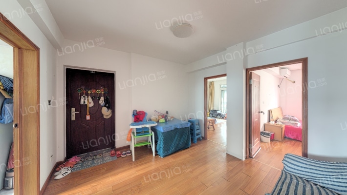 临江茗庭二手房实景图