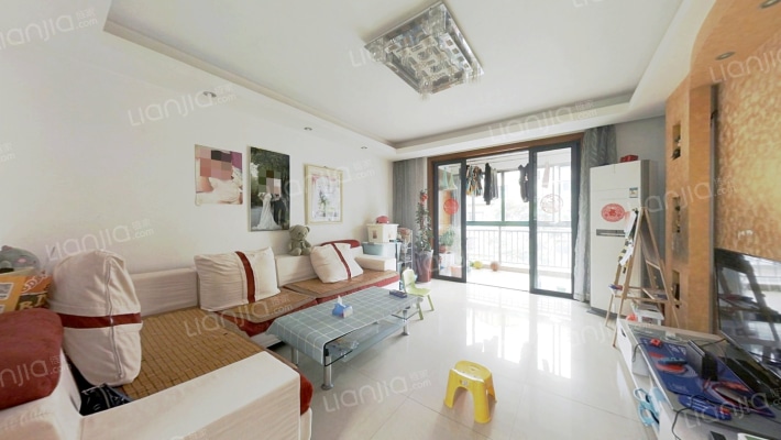 恒美山庄二手房实景图