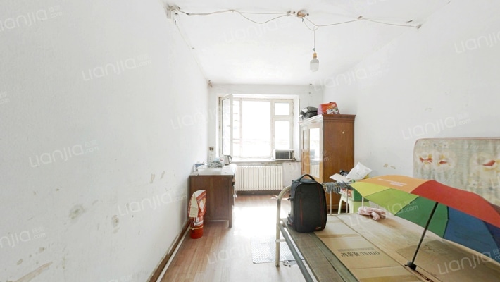 石化街二手房实景图