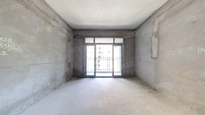 蓝湖彼岸二手房实景图