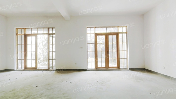 溪上玫瑰园二手房实景图