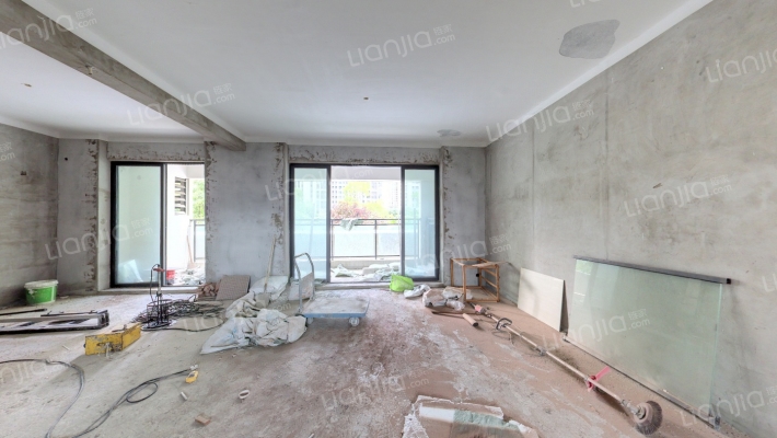 保利金香槟二手房实景图