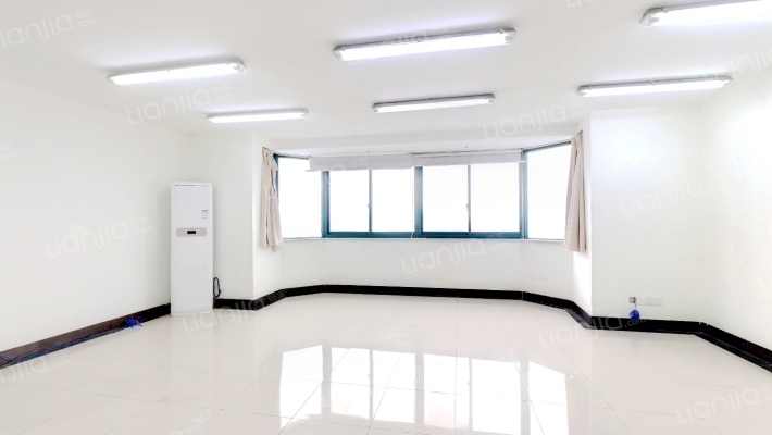 银达雅居二手房实景图