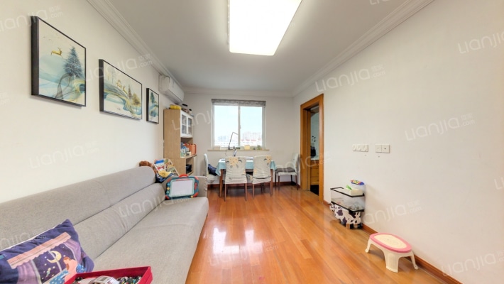 秋霞公寓二手房实景图