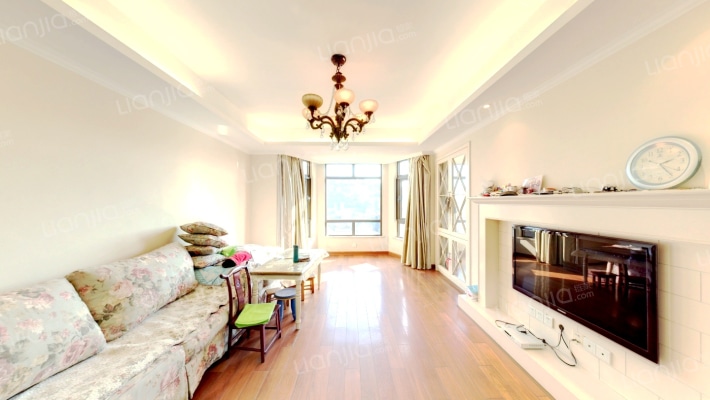 万科红郡二手房实景图