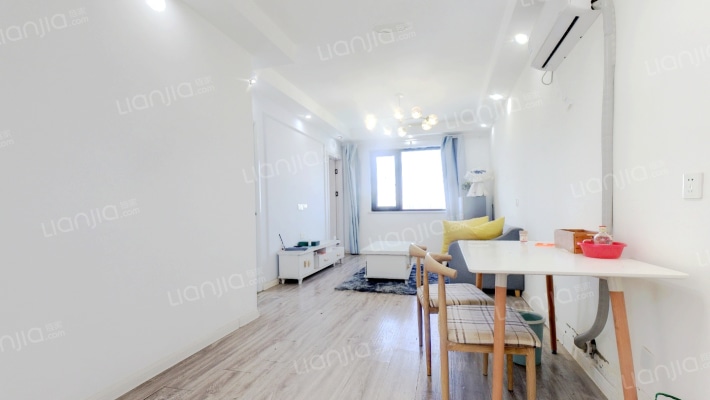 锦艺四季城香颂苑二手房实景图