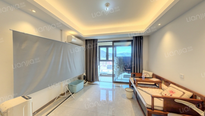 经发龙湖雲峰原著二手房实景图