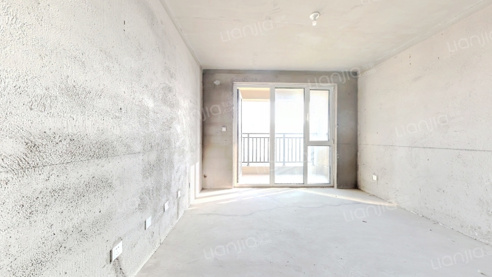 兴华泉源山庄二手房实景图