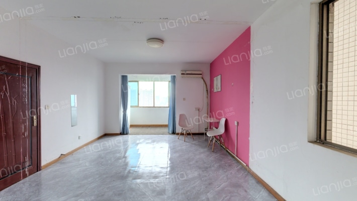 华府一航线二手房实景图