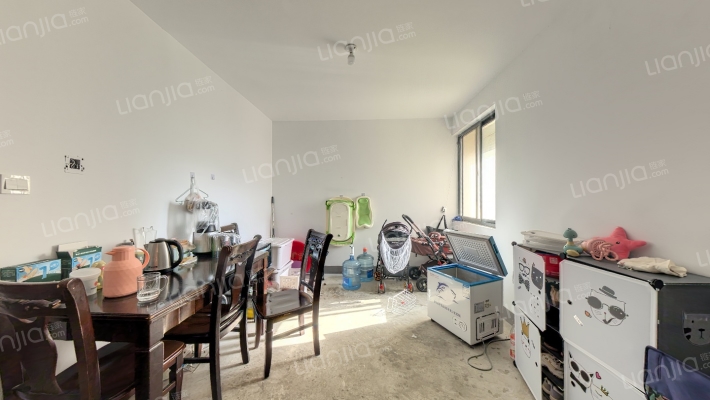 东虹花苑东屏苑二手房实景图