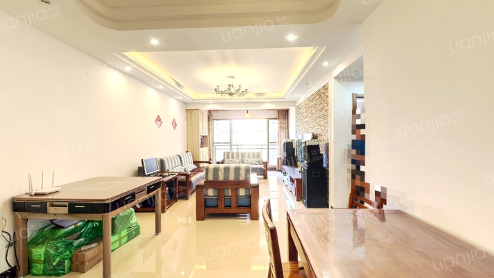 国际城D组团二手房实景图