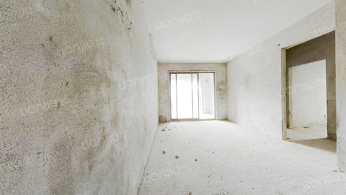 龙光城北四期二手房实景图