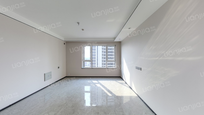 保利天汇二手房实景图