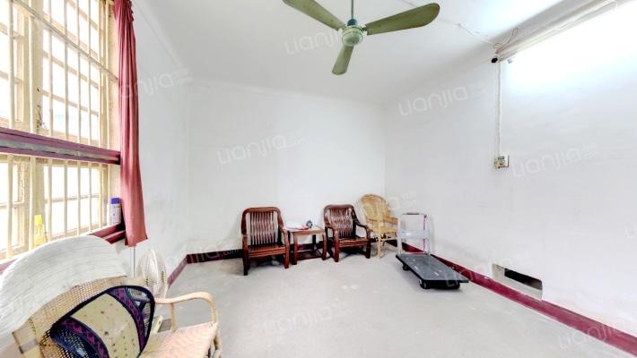 邮电新村二手房实景图