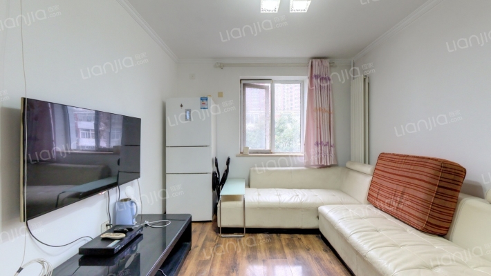 六里屯东里二手房实景图