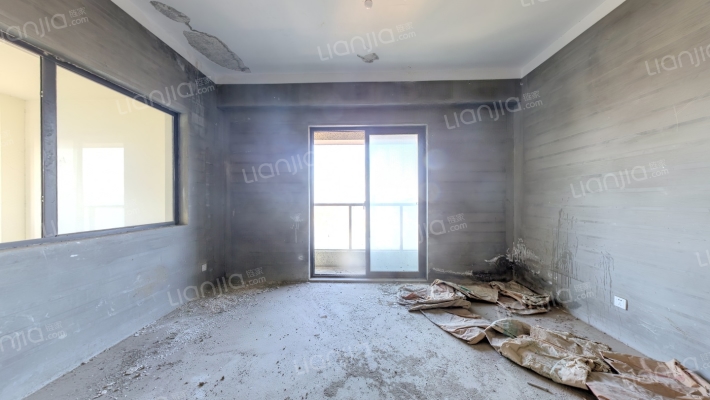 新港城二手房实景图